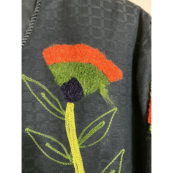 Womens Wearable Art Jacket Size Medium Black Floral Embroidered Boho Colorful - Picture 8 of 8
